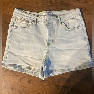 Judy, blue rainbow, stitch shorts